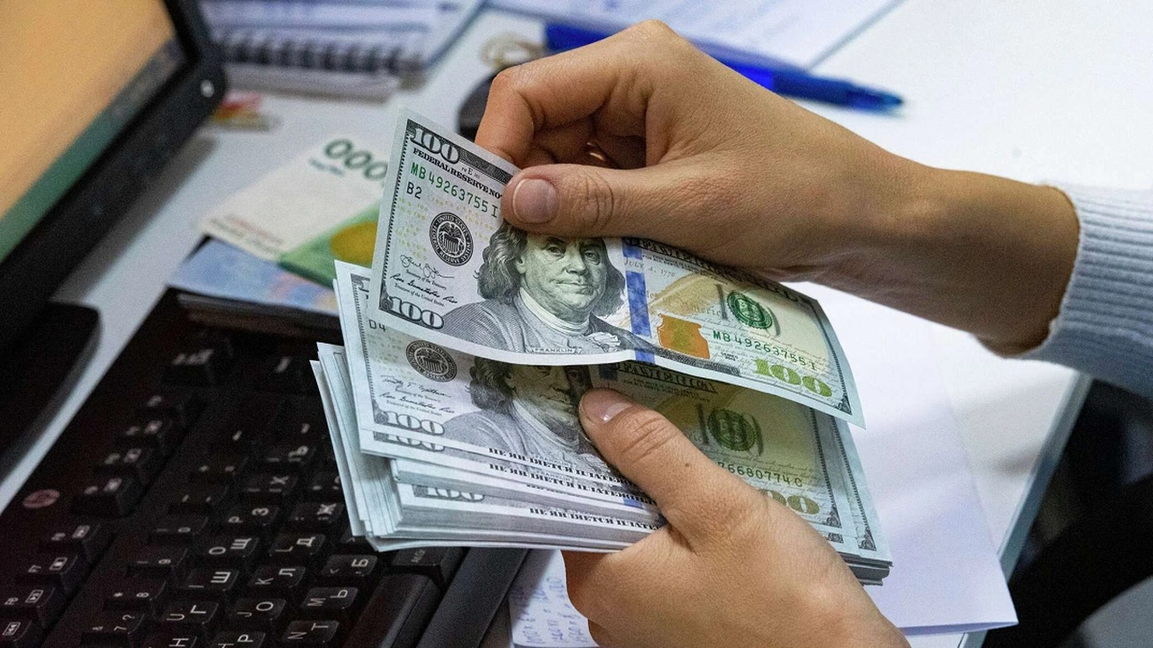 أسعار صرف الدولار في البنوك تتغير اليوم الثلاثاء 21 يوليو